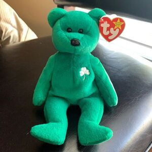 Erin TY Beanie Baby Bear Green Shamrock Clover St. Patrick